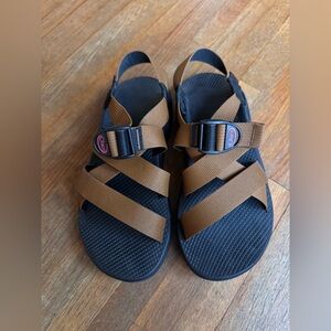 men’s chaco sandals. size 9.
